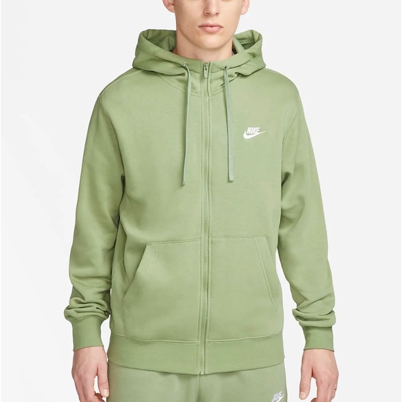 Nike Other - Nike Sportswear Club Fleece Large